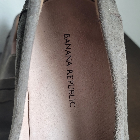 Men size 11 Banana Republic Men’s Grey Leather Penny Loafers, wood sole! - Picture 3 of 4